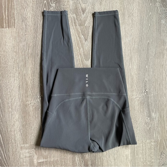 Anthropology WILO 7/8 Legging With Side Pockets - Picture 2 of 3